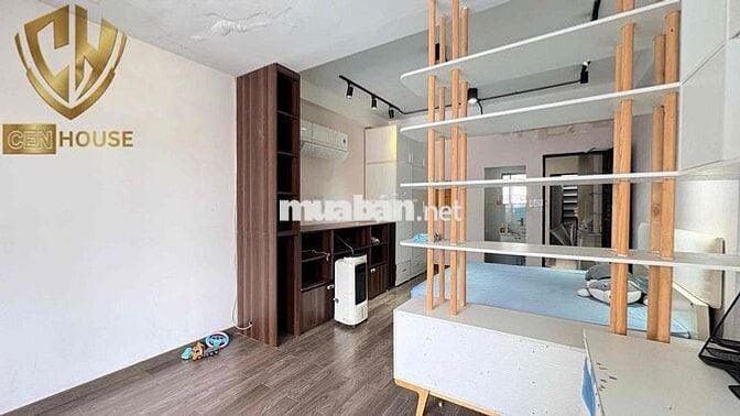FIX 500k/Th CHO CĂN HỘ STUDIO BAN CÔNG TÁCH BẾP 40m2 NGAY BẾN THÀNH Q1