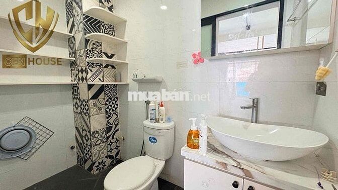 FIX 500k/Th CHO CĂN HỘ STUDIO BAN CÔNG TÁCH BẾP 40m2 NGAY BẾN THÀNH Q1