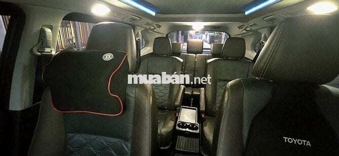 Toyota Innova Cross HEV 2024 Hybrid 40.306 km