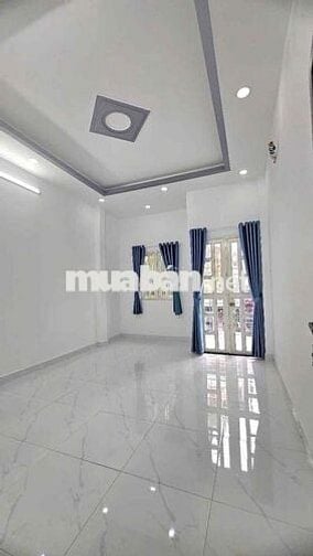 Giá: 5.2 tỷ, đường 6 mét, lề 2 mét Lê Văn Quới, 50m2(4 x 13), 2 tầng