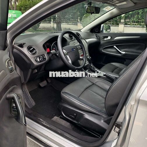 Ford Mondeo sản xuất 2010 đăng kí lần đầu 2013