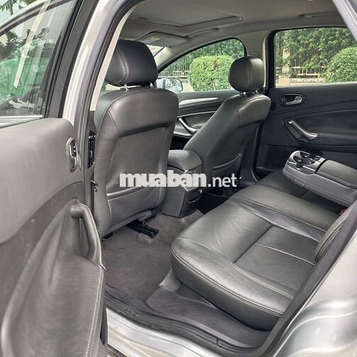 Ford Mondeo sản xuất 2010 đăng kí lần đầu 2013