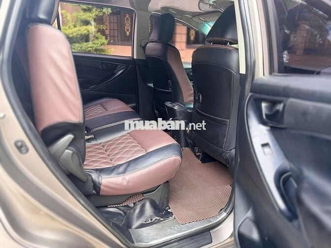 Toyota Innova 2017 Số sàn 80.000 km Nâu