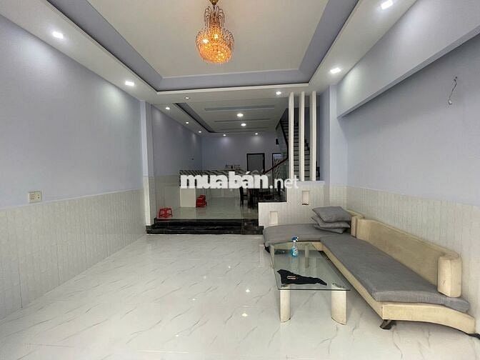 Cho Thuê Nhà  2 Lầu 4 PN - Hẻm Xe Hơi - Giá 10tr 
