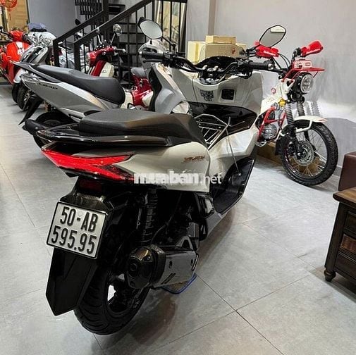 Honda PCX 160 ABS 2023 Trắng đen