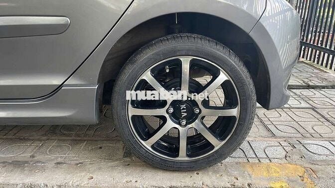 Kia Morning 2011 Tự động 52.000km Xám