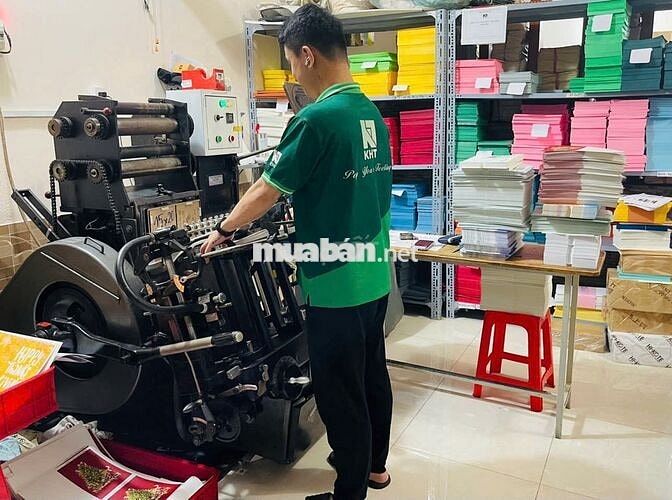 TUYỂN DỤNG NHÂN VIÊN SẢN XUẤT & THỢ PHỤ MÁY LAZER