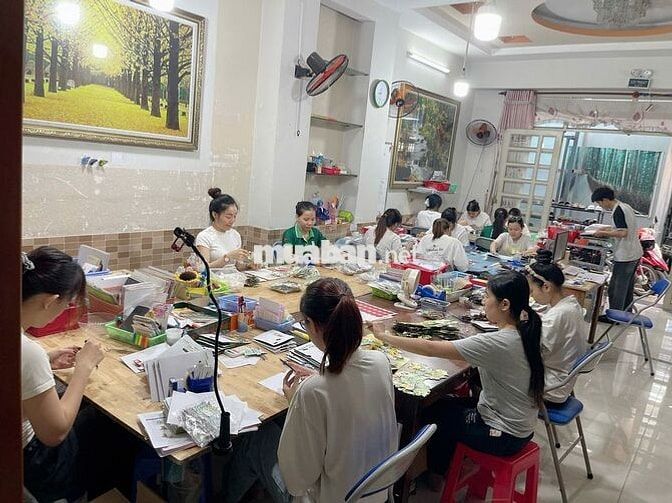 TUYỂN DỤNG NHÂN VIÊN SẢN XUẤT & THỢ PHỤ MÁY LAZER