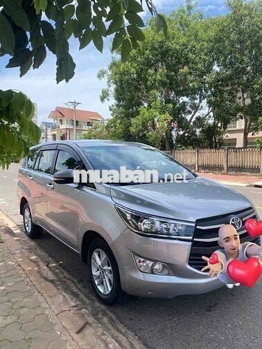 Toyota Innova 2017 Bạc xám