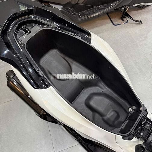 Honda PCX 160 ABS 2023 Trắng đen