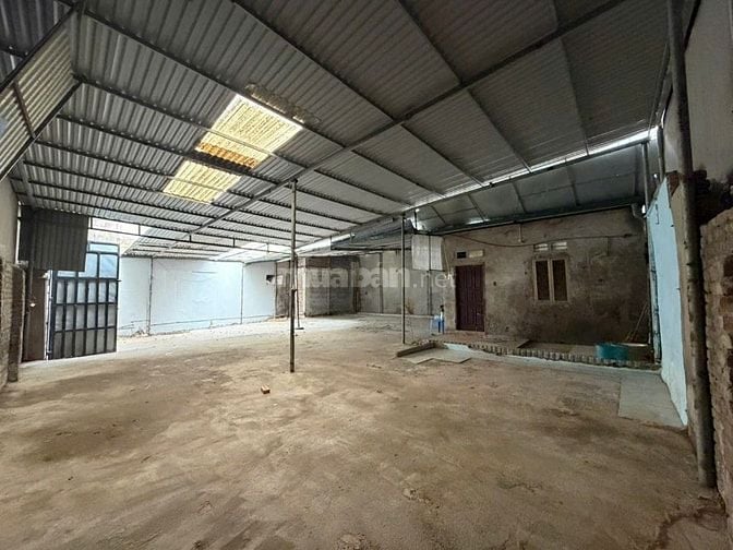 Cho thuê kho 204m² Xuân Đỉnh, ô tô vào tận kho, gần chợ & Starlake,NGĐ