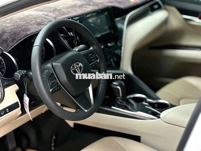 Toyota Camry 2.0G 2021 Trắng Tự động 6 cấp