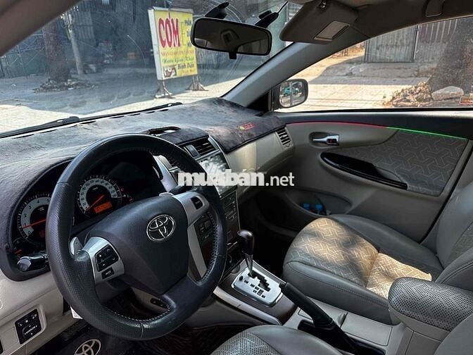 Toyota Corolla Altis 2.0V 2013 Đen 76.000km