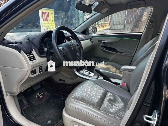 Toyota Corolla Altis 2.0V 2013 Đen 76.000km