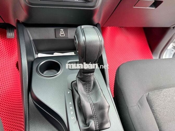 Ford Ranger XLS 2022 Tự động 39000 km Trắng