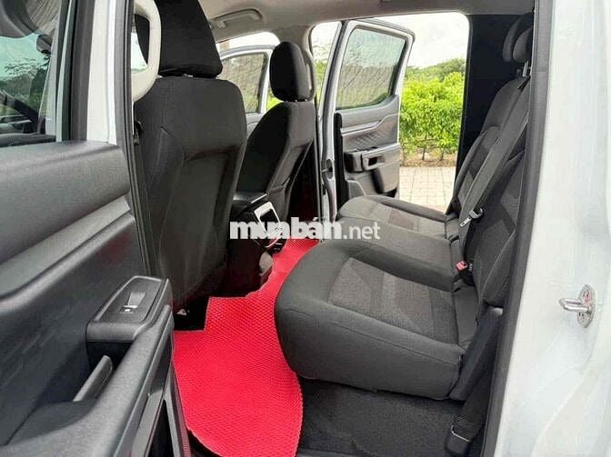 Ford Ranger XLS 2022 Tự động Trắng 39000 km