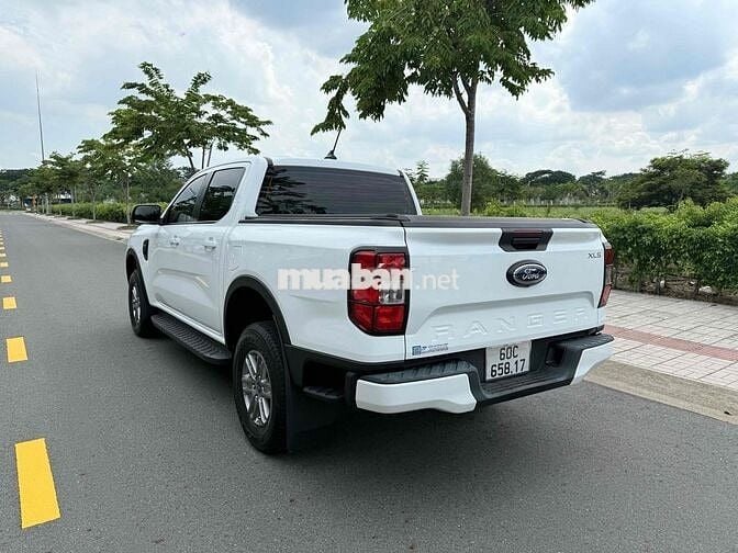 Ford Ranger XLS 2022 Tự động 39000 km Trắng
