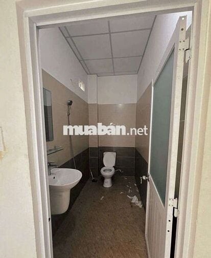 Nhà mới trống suốt liên khu 4/5 BHH B bình tân 