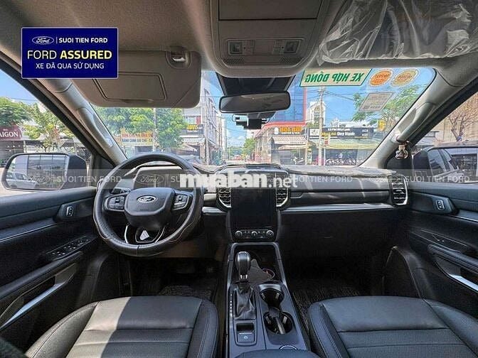 Ford Everest Sport 2025 Đen 9000km