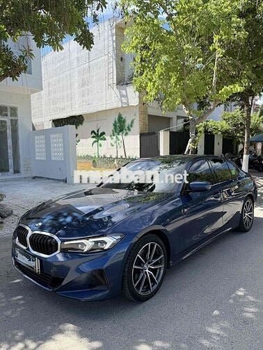 BMW 320i Sport Line 2024 Xanh 32,000 km