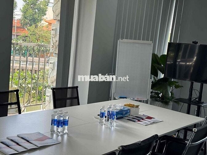 Chính chủ Văn Phòng 170m2 (14*14) Quận 1 chỉ 68tr