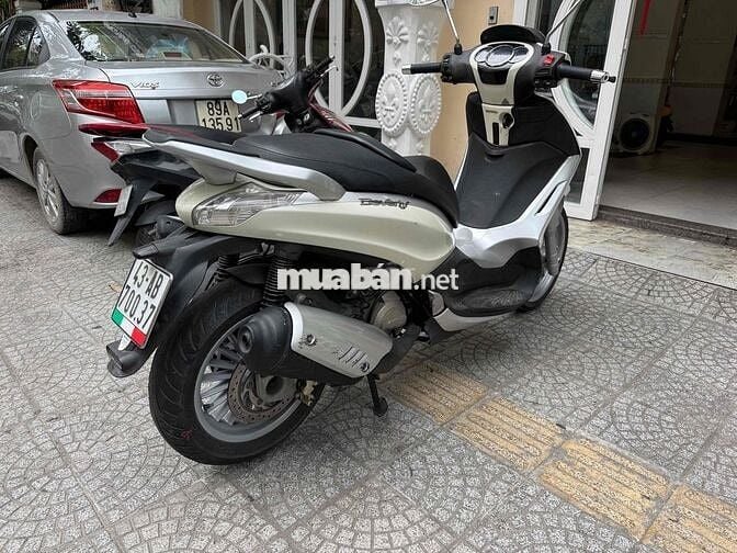 Piaggio Beverly 125cc Trắng