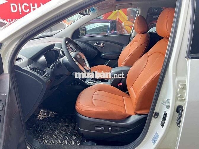 Hyundai Tucson 2011 Trắng 2.0L Tự động Nhập Hàn