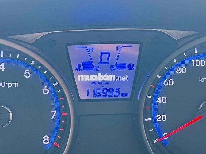 Hyundai Tucson 2011 Trắng 2.0L Tự động Nhập Hàn