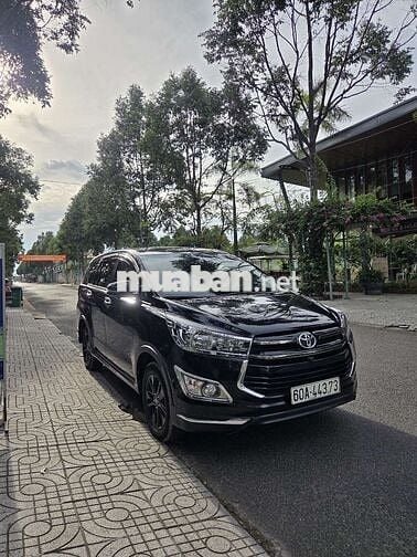 Toyota Innova Ventuner 34.000km 1 chủ sử dụng