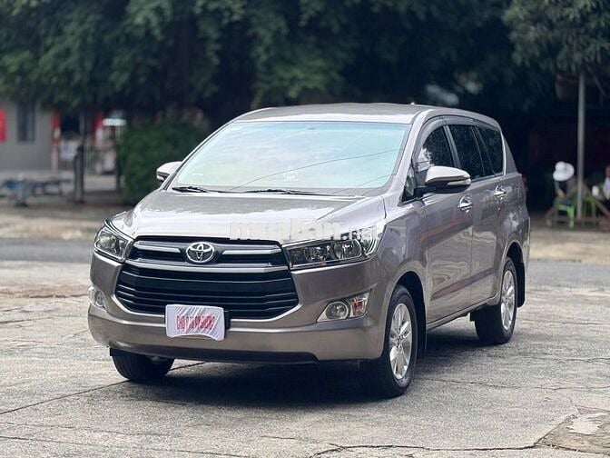 Toyota Innova 2017 Số sàn