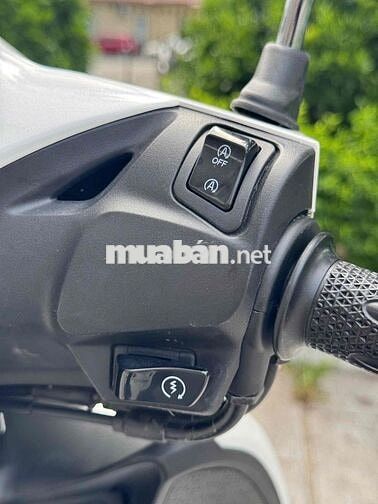 Honda SH Mode 125i 2025 chạy 2 ngìn km bao tên