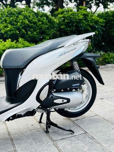 Honda SH Mode 125i 2025 chạy 2 ngìn km bao tên
