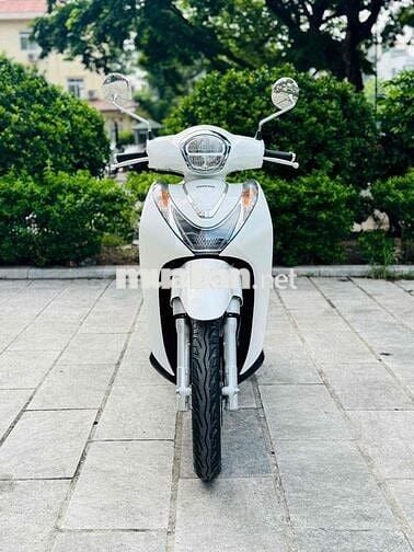 Honda SH Mode 125i 2025 chạy 2 ngìn km bao tên