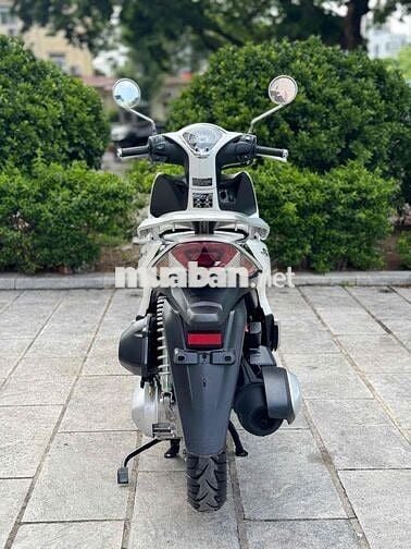 Honda SH Mode 125i 2025 chạy 2 ngìn km bao tên