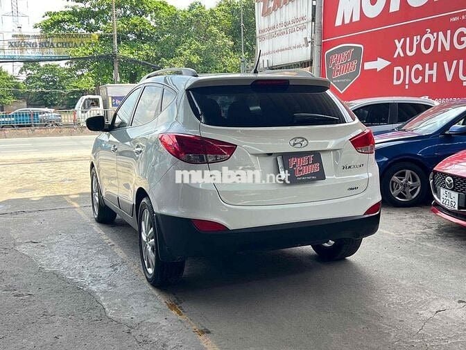 Hyundai Tucson 2011 Trắng 2.0L Tự động Nhập Hàn