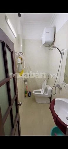 Cho thuê nhà ngõ 82 Nguyễn Phúc Lai, Hoàng Cầu.