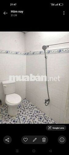 nhà trọ, có gác, cách 250met tới siêu thị Vincom Xuân Khánh.
