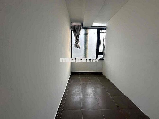 CĂN HỘ 2 PHÒNG NGỦ CÓ THANG MÁY