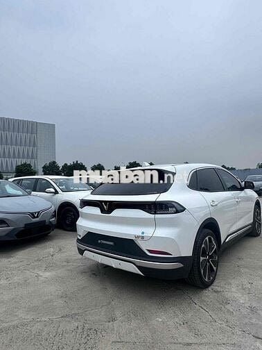 VinFast VF8 Plus 2023 Trắng 53000 km