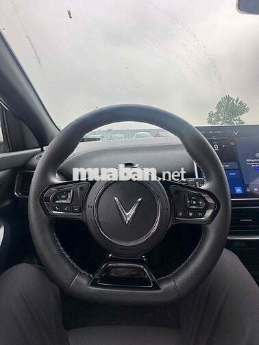 VinFast VF8 Plus 2023 Trắng 53000 km