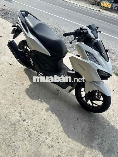 Honda Vario 160 ABS Trắng 4000 km