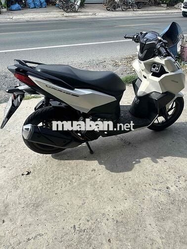 Honda Vario 160 ABS Trắng 4000 km