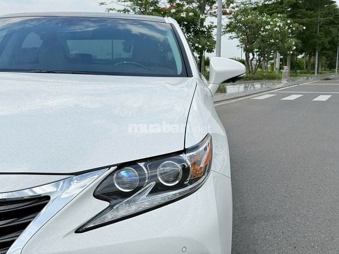Bán xe LEXUS ES250 Mới như vừa bóc Seal, nguyên bản 100%