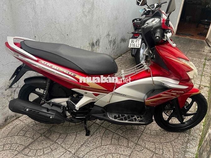 Honda Air Blade FI 2010 bs65 zin rất đẹp