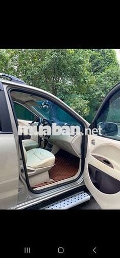 Mitsubishi Zinger 7 chỗ màu Vàng cát
