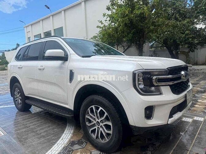 Everest 2025 odo 22.000km xe zin nguyên bản