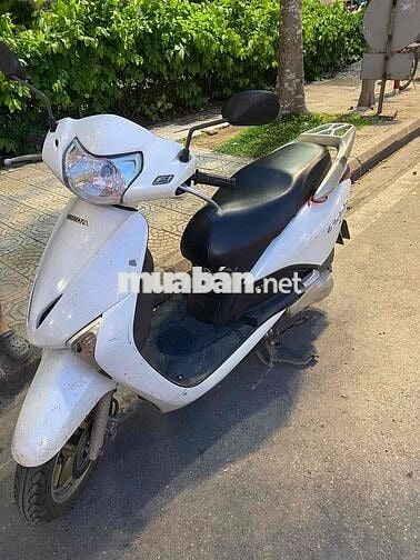 Honda Lead 2010 màu trắng đầy đủ giấy tờ 4,5tr