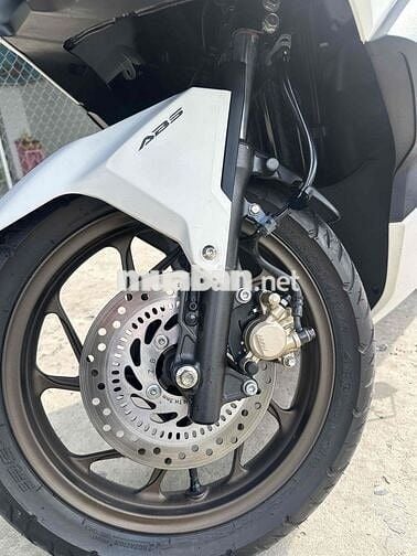 Honda Vario 160 ABS Trắng 4000 km