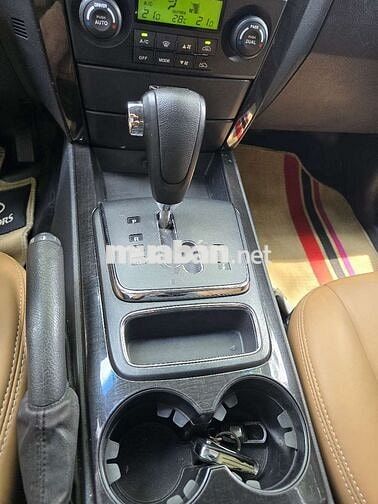 Kia Sorento 2.5L Dầu Tự động 7 chỗ Đen