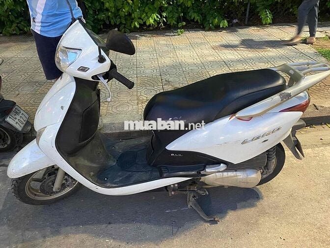 Honda Lead 2010 màu trắng đầy đủ giấy tờ 4,5tr